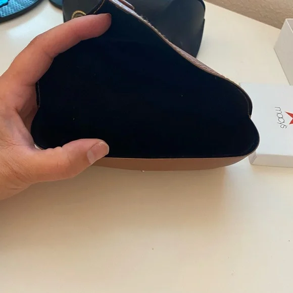 Ray Ban Cases - Picture 3 of 5